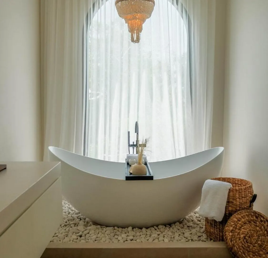 Casa Jomo 5 Bedroom Luxury Seaview Villa With Kids Playroom, Bingin Pecatu