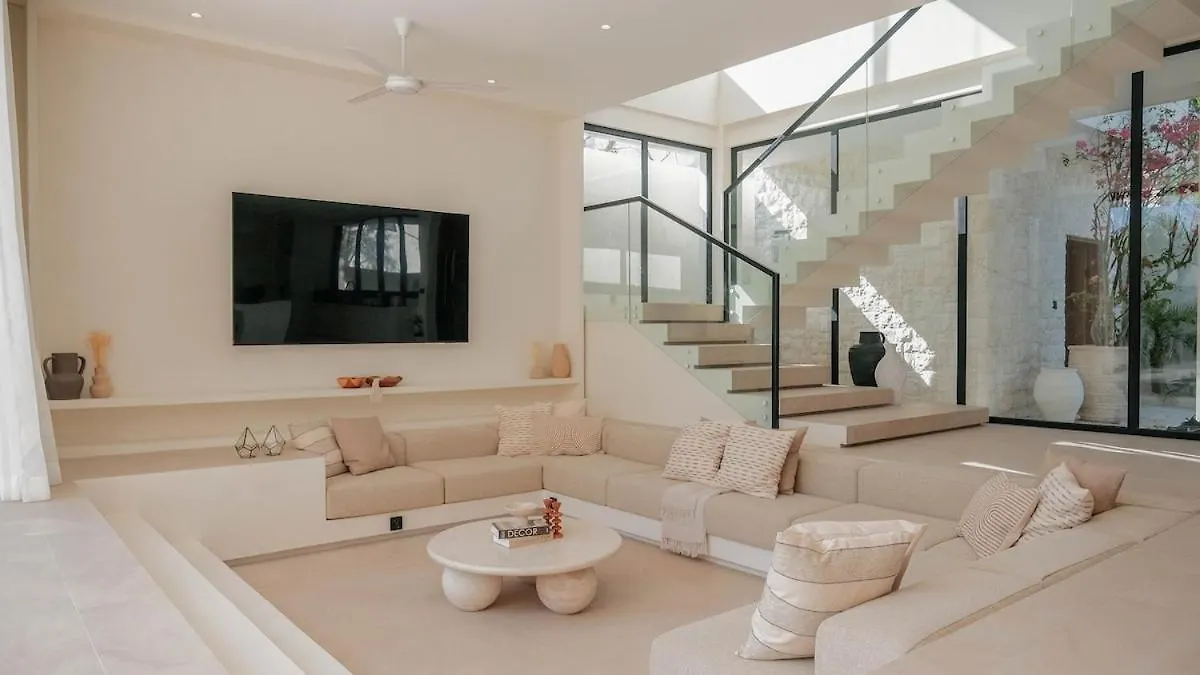 Casa Jomo 5 Bedroom Luxury Seaview Villa With Kids Playroom, Bingin Pecatu