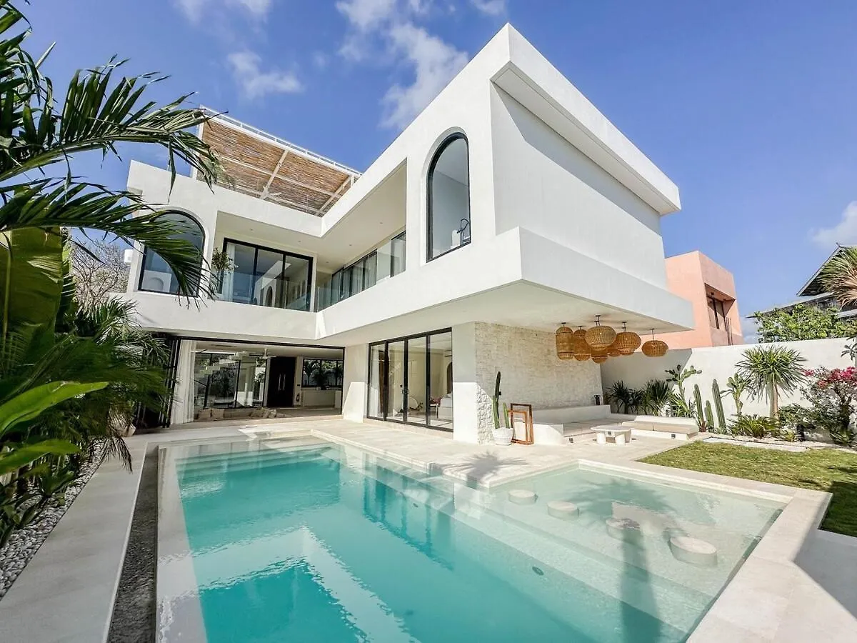 Casa Jomo 5 Bedroom Luxury Seaview Villa With Kids Playroom, Bingin Pecatu